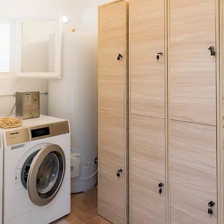 Хостел Corsica Porto-vecchio, Partie Dortoirs Порто-Веккьо