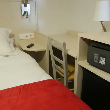 Corsica Porto-vecchio, Partie Dortoirs Порто-Веккьо