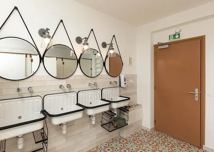 Corsica Porto-vecchio, Partie Dortoirs Hostal *