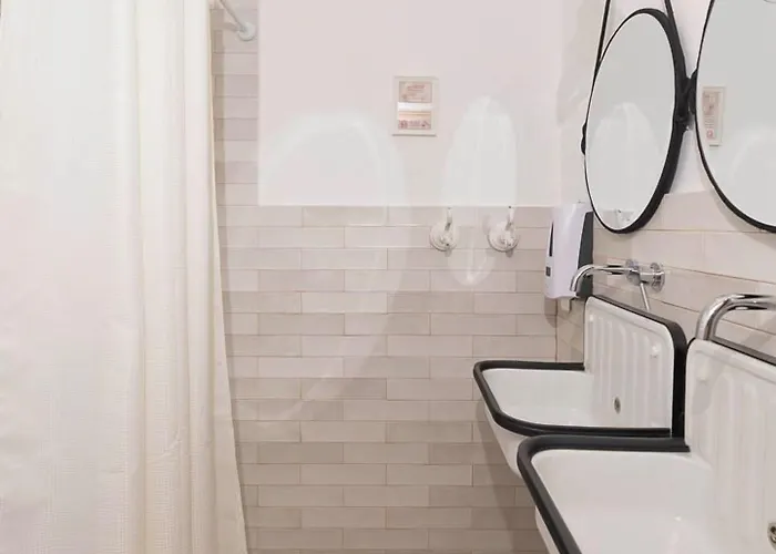 Hostal Corsica Porto-vecchio, Partie Dortoirs